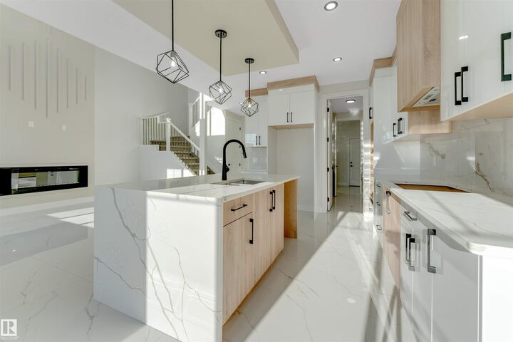 Property Photo: 7156 177 Avenue NW AB T5Z 0W9