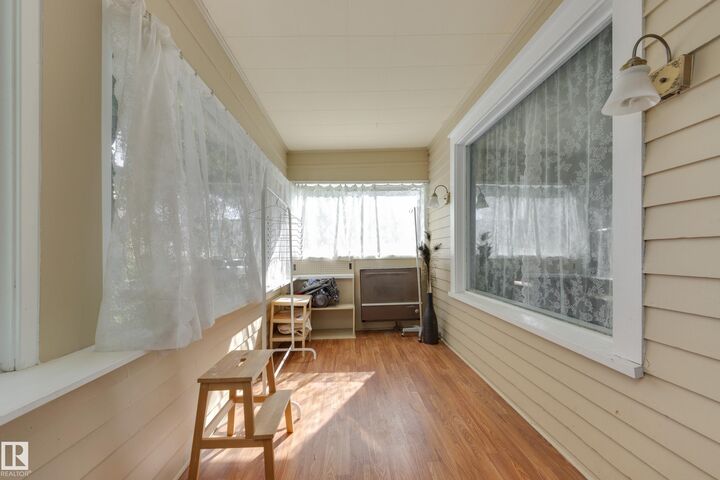 Property Photo:  10747 University Avenue NW  AB T6E 4P8 