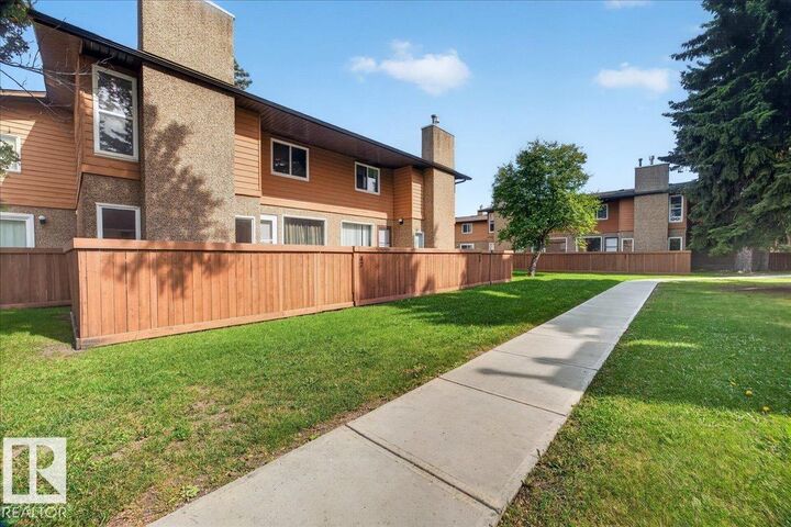 3812 20 Avenue NW 47 — photo 1