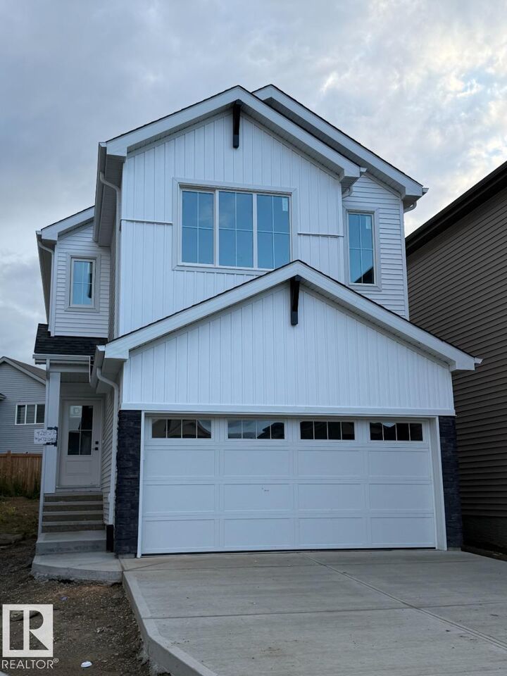 428 27 Street SW — photo 1