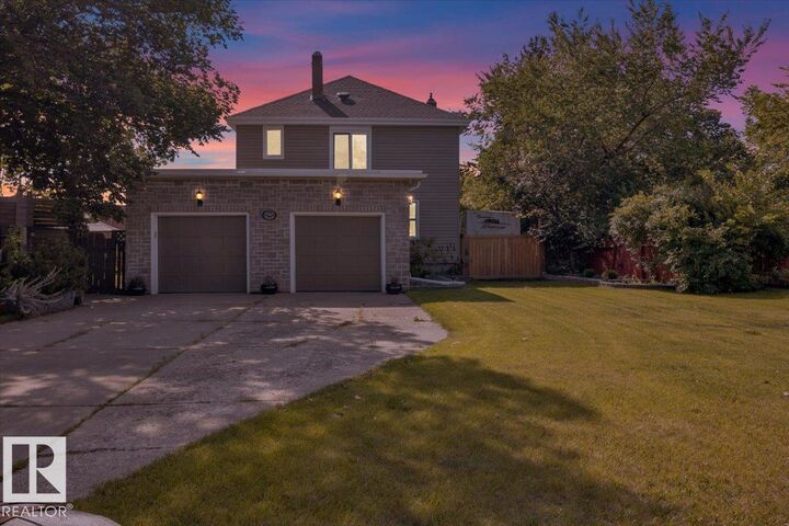 Property Photo: 17107 80 Avenue NW AB T2T 0B3