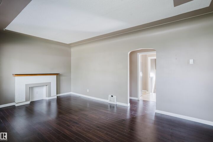 Property Photo: 12811 117 Avenue NW AB T5M 3H2