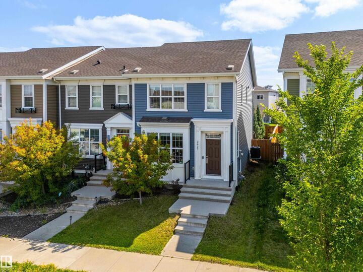 2627 Maple Way NW — photo 1