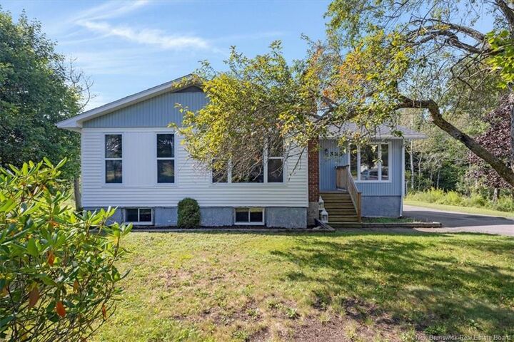 389 Hampton Road — photo 1