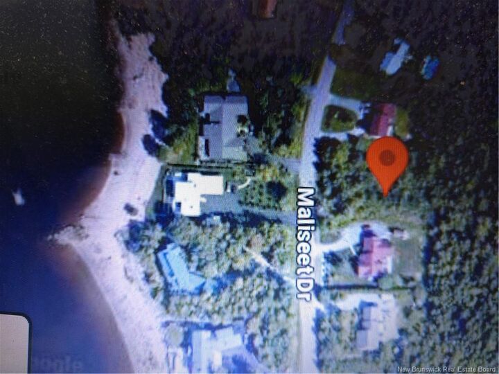 Property Photo:  62 Maliseet Drive  NB E2E 2E9 