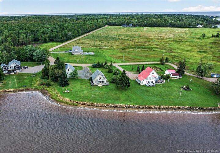 Property Photo: 53 Chemin De La Riviere NB E4P 7E4