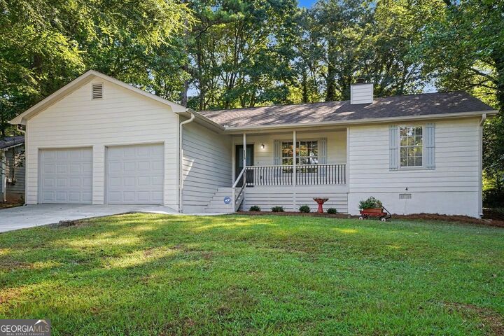 Property Photo:  115 Lakeview Drive  GA 30281 
