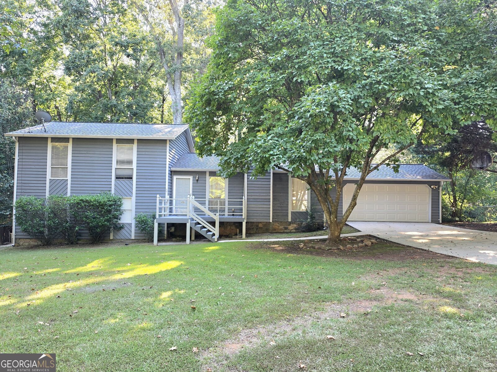 Property Photo:  692 Talemwood Court  GA 30044 