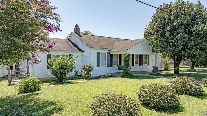 Property Photo: 4924 Wolf Creek Road TN 37381
