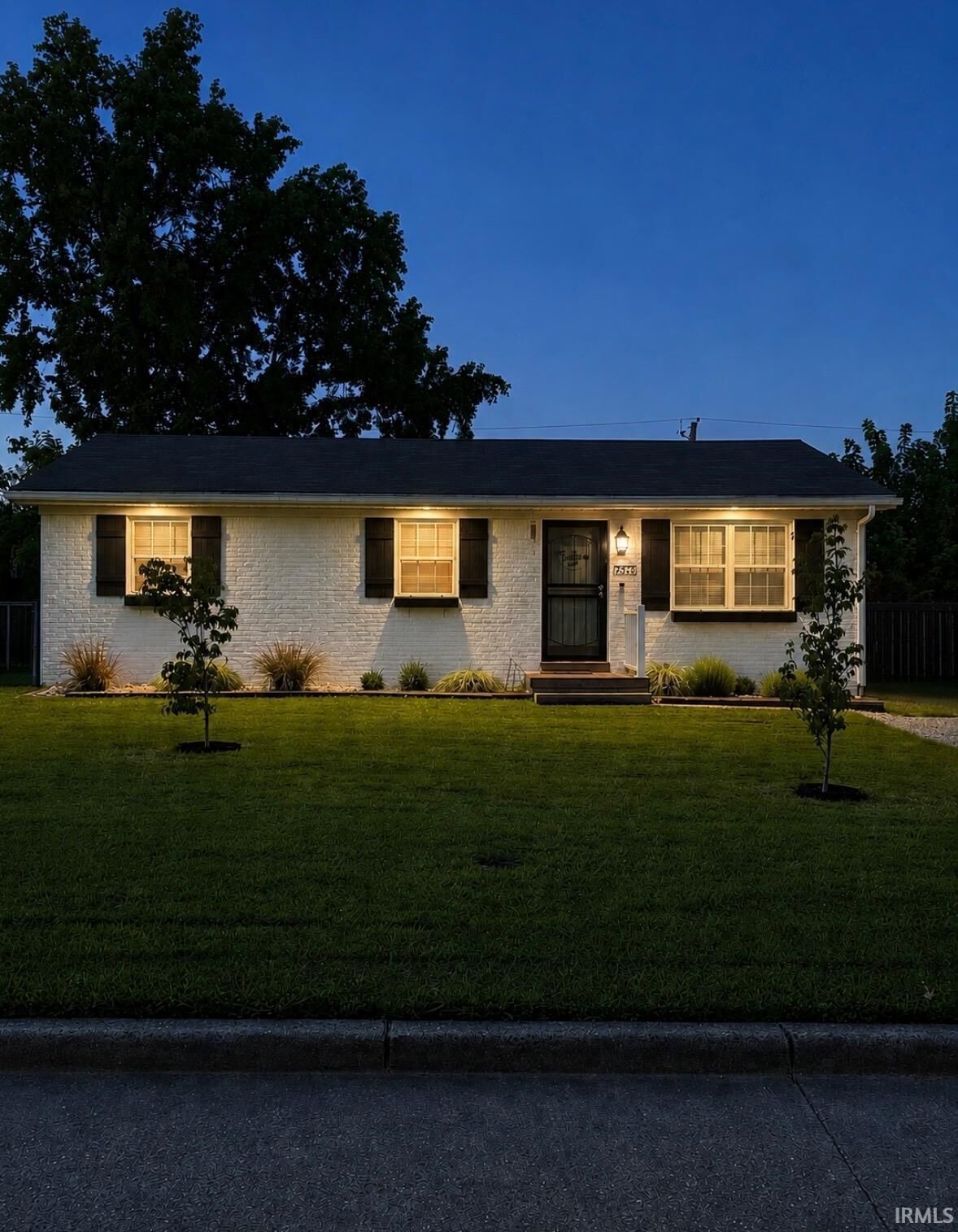 Property Photo:  7516 E Chandler Avenue  IN 47715 