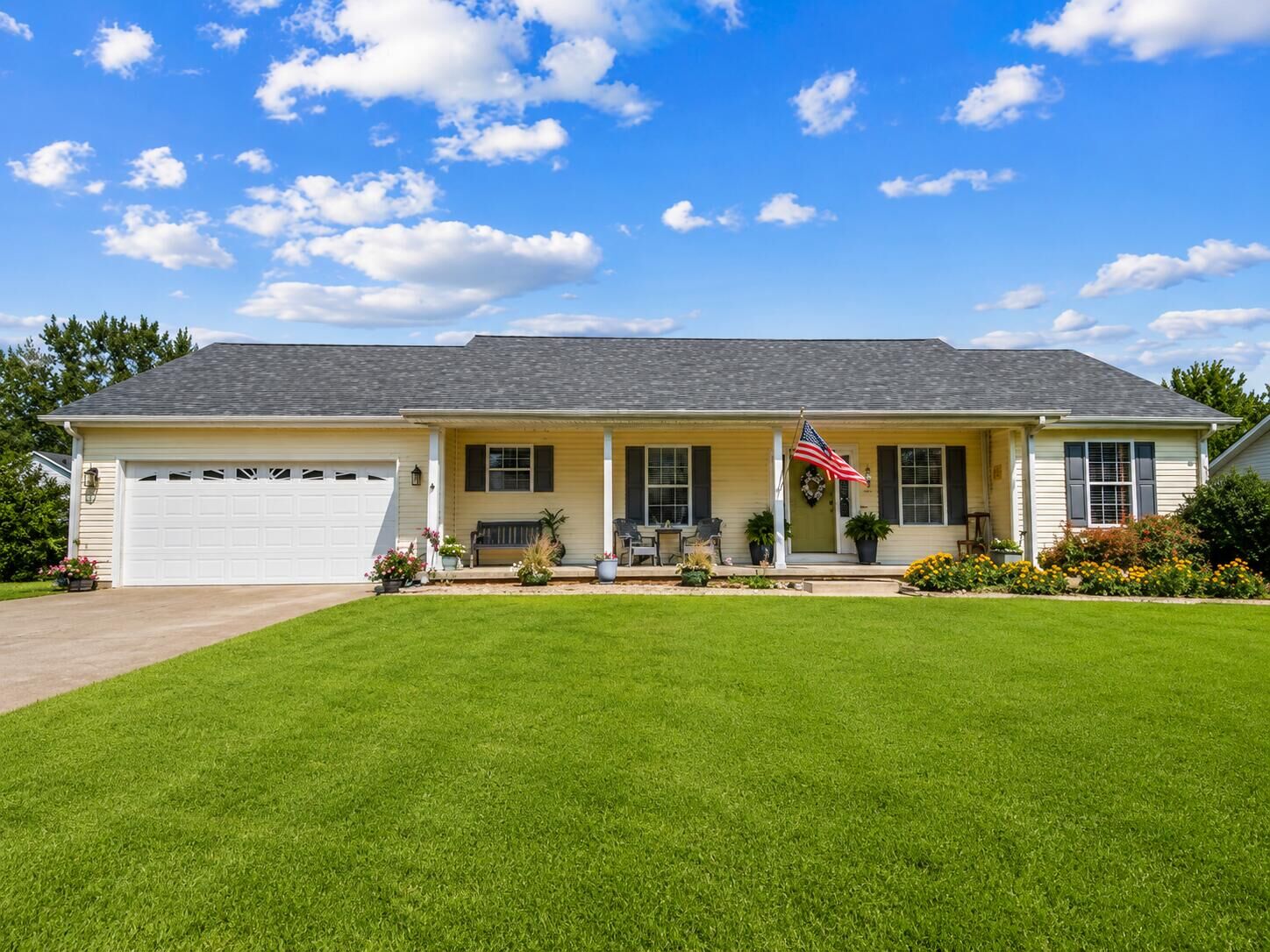 Property Photo:  327 Turkeyfoot Lane  KY 40484 