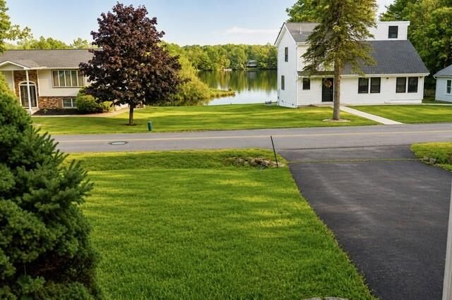 Property Photo: 6 Deerfield Drive PA 18344
