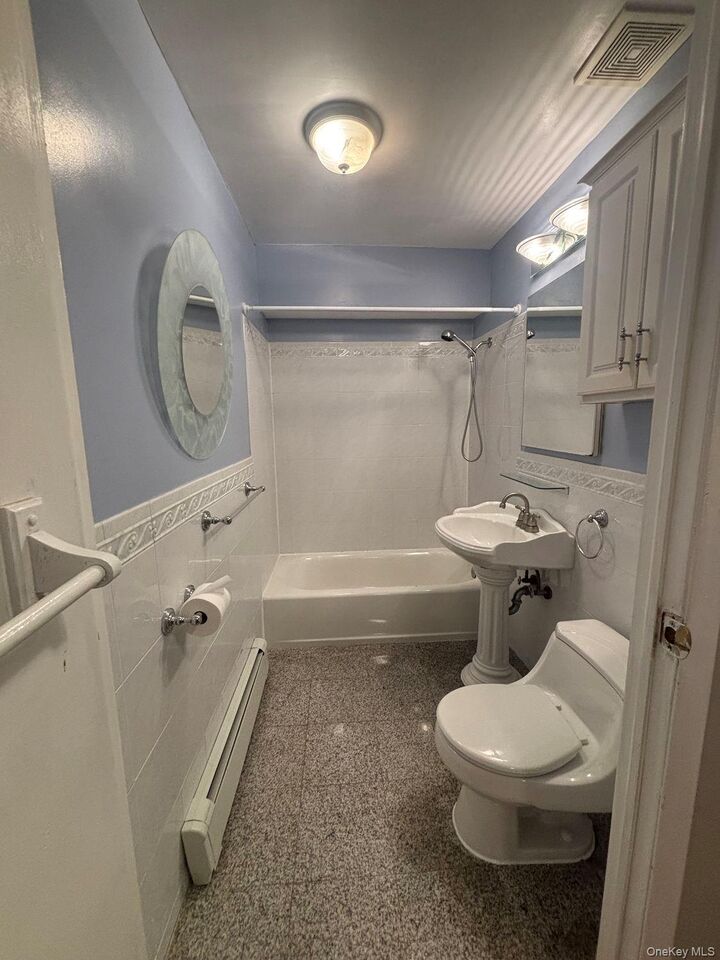 Property Photo:  3454 Boller Avenue 1  NY 10475 