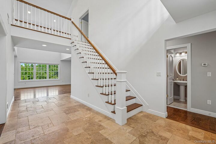 Property Photo:  7 Ann Place  NY 10974 