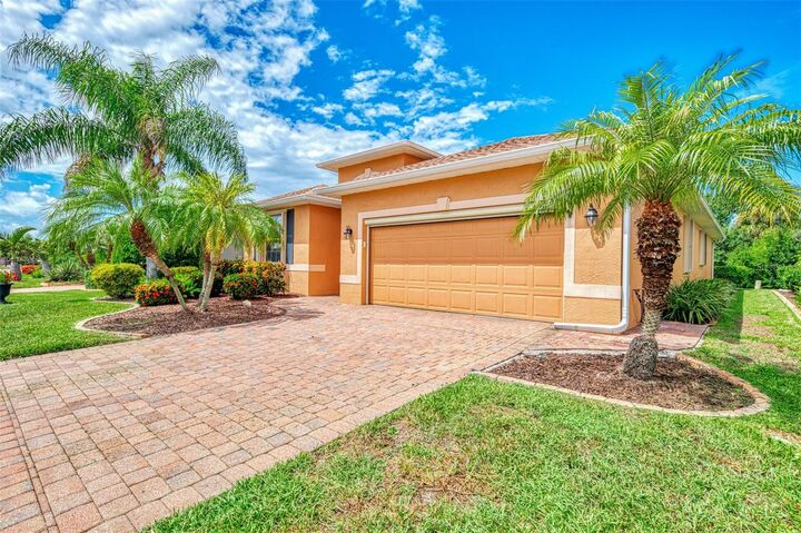 Property Photo:  5221 Canyonland Way  FL 34293 