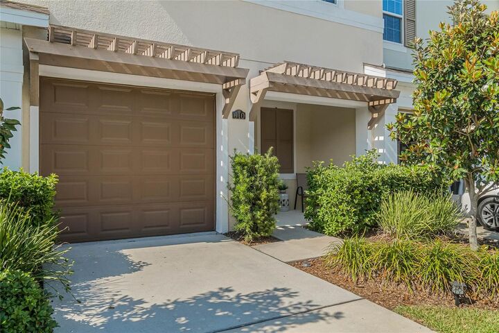 Property Photo:  610 Fortanini Circle  FL 34761 