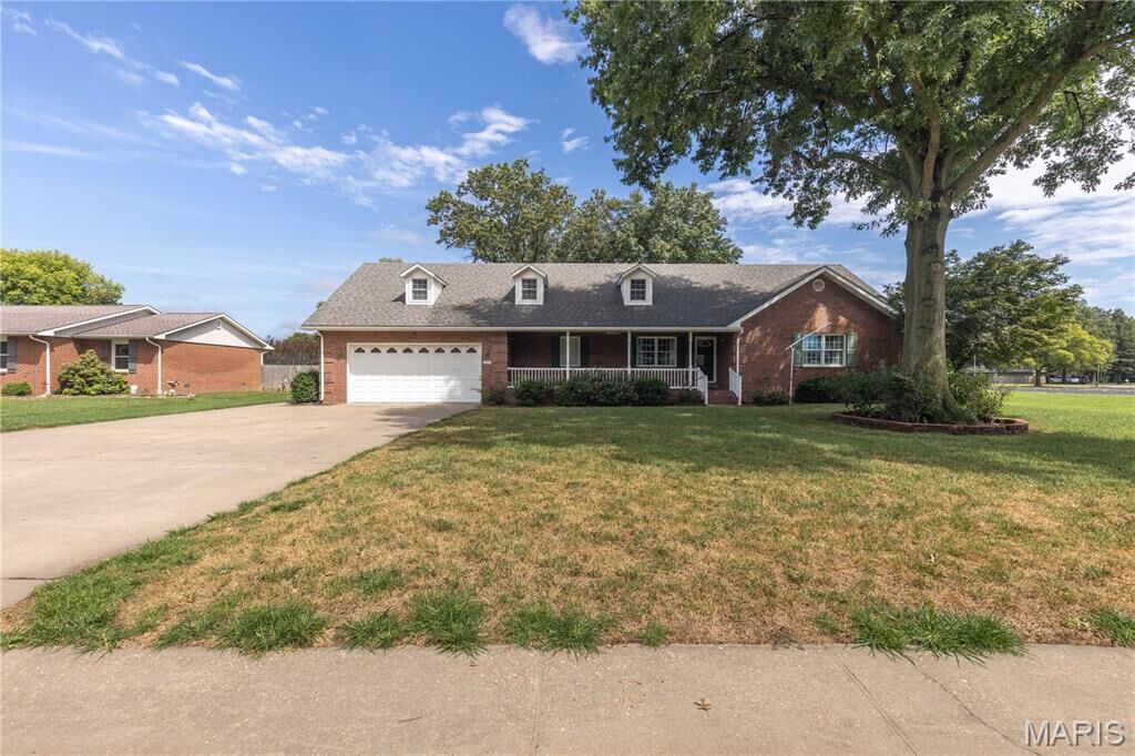Property Photo:  210 Holmes Drive  MO 63801 