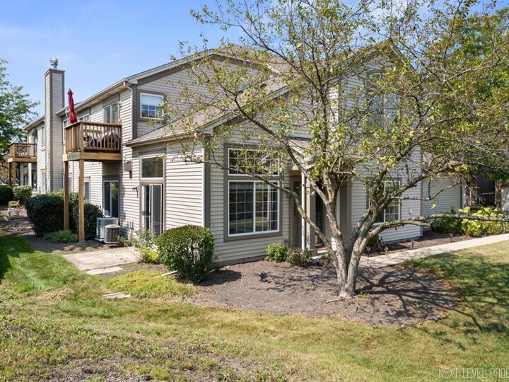 Property Photo:  819 Asbury Drive  IL 60502 