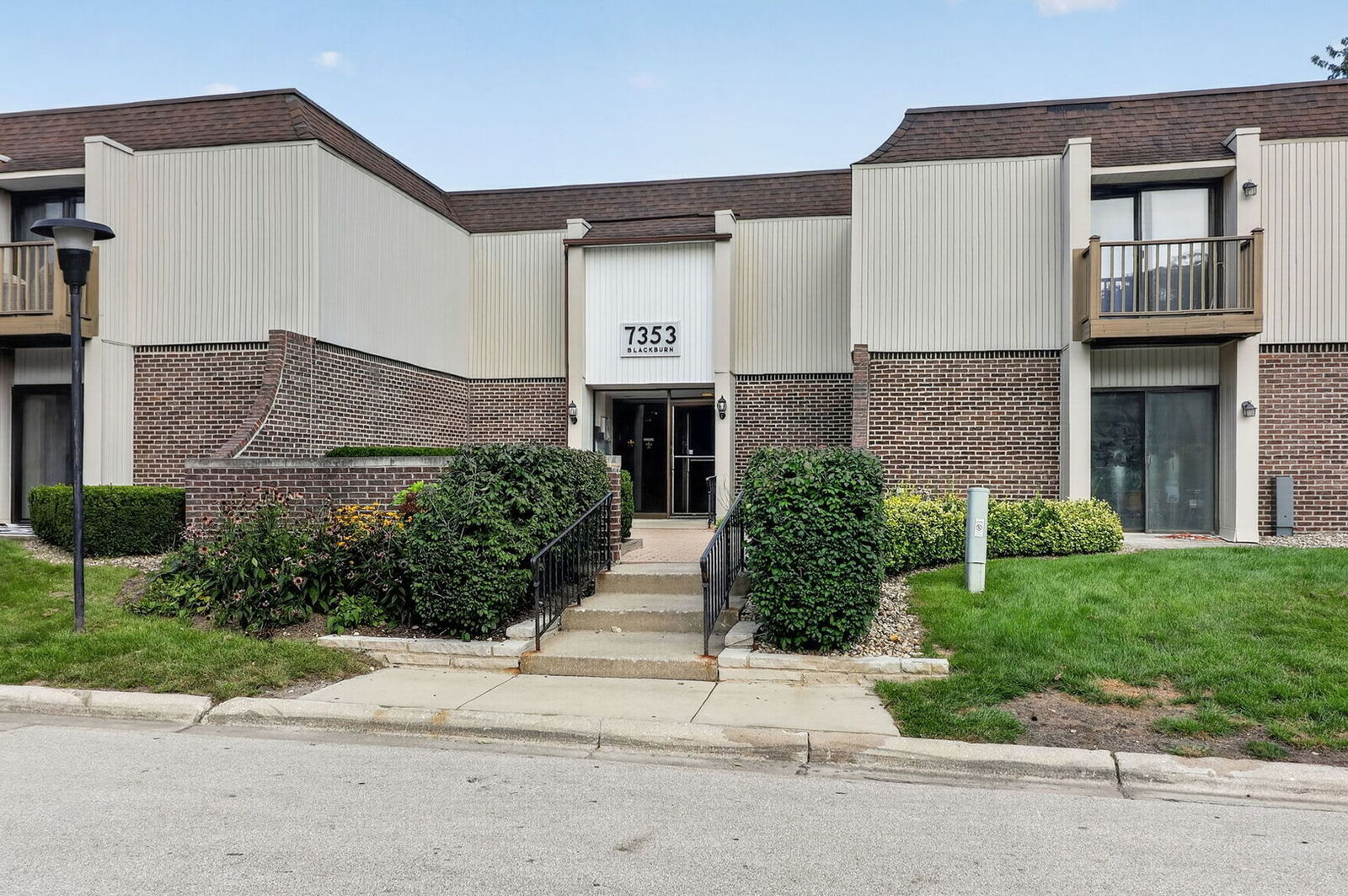 Property Photo: 7353 Blackburn Avenue K106 IL 60516