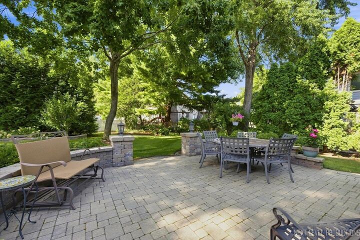 Property Photo:  1129 Sunnybrook Drive  IL 60540 