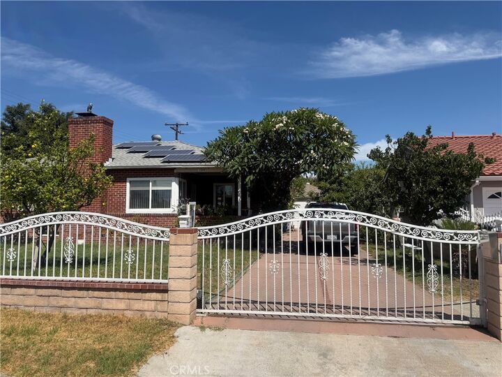 Property Photo:  1044 Gothic Way  CA 91768 