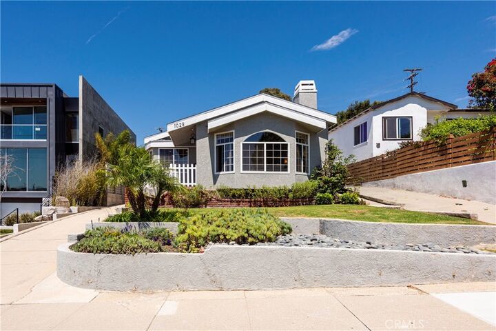 Property Photo: 1029 Avenue A CA 90277