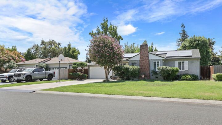 Property Photo:  1428 El Camino Avenue  CA 95209 