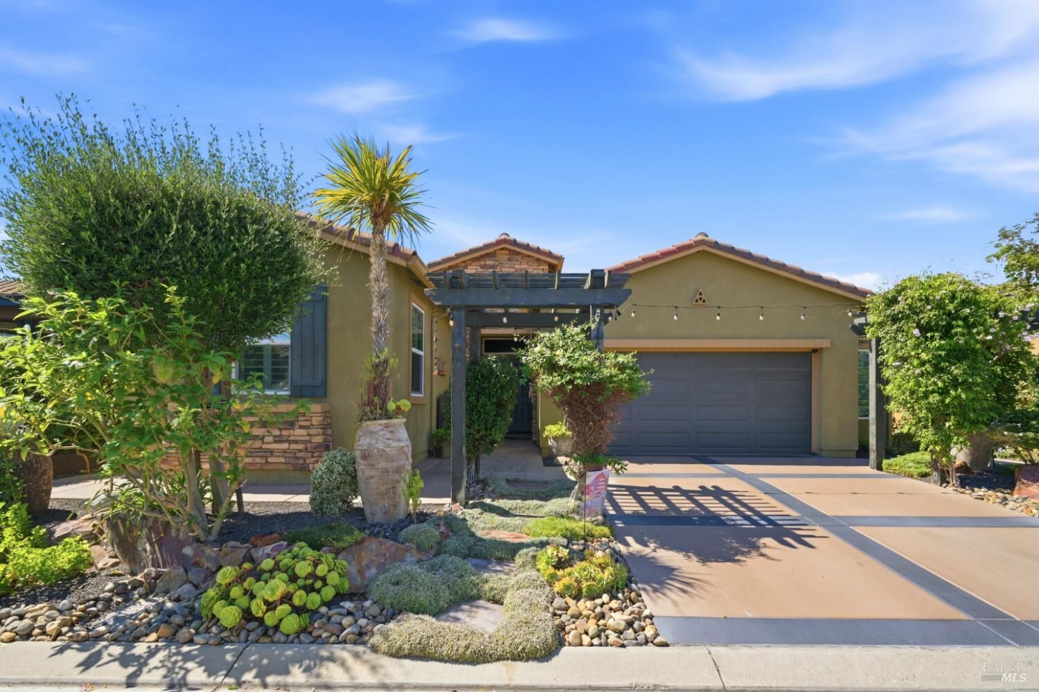 Property Photo: 306 Riverwood Lane CA 94571