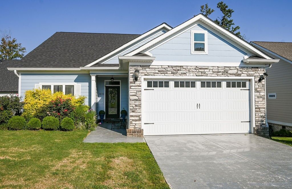 Property Photo: 4878 Grove Park Dr NE TN 37312