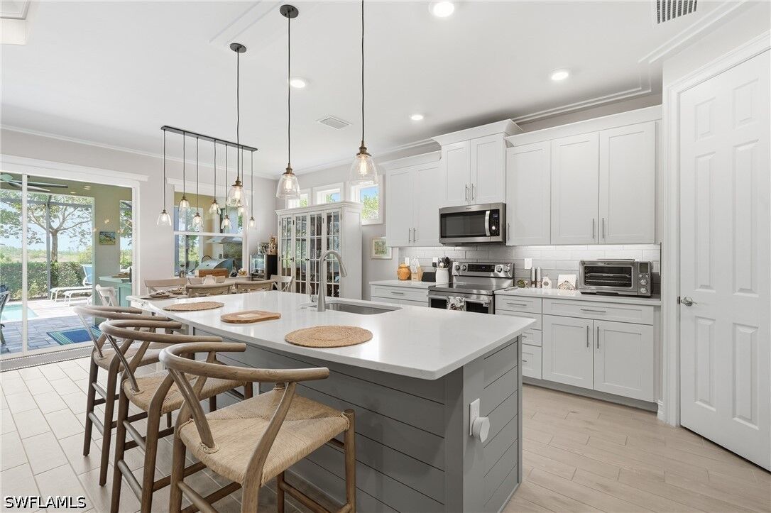 Property Photo: 28113 Seasons Tide Avenue FL 34135