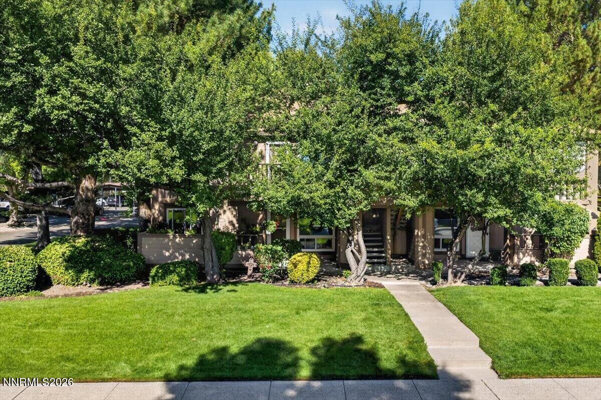 Property Photo:  795 Kingston Lane  NV 89511 