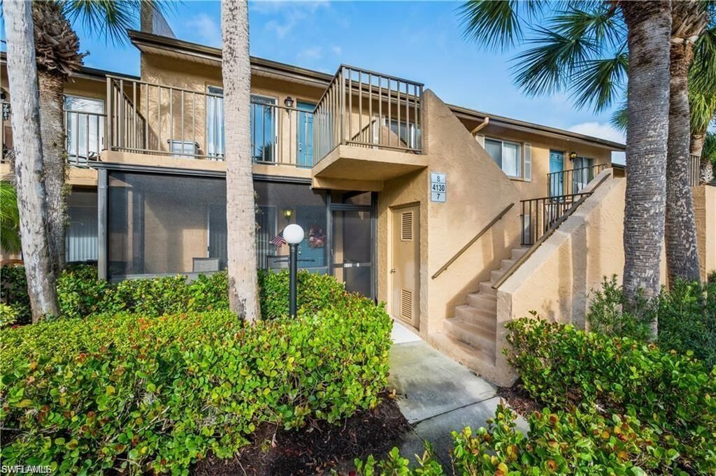 Property Photo:  4130 Looking Glass Ln 3807  FL 34112 