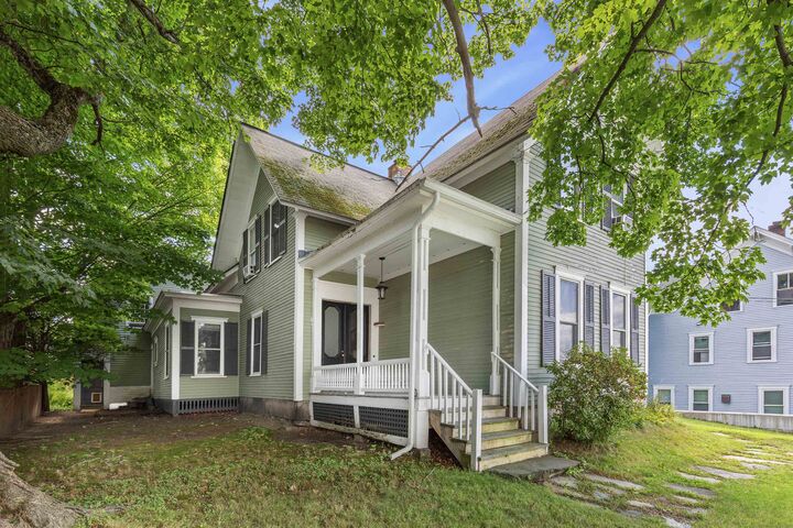 Property Photo:  16 Parkhurst Street  NH 03766 