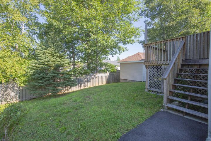 Property Photo: 27 Willowbend Court NS B4V 3V9
