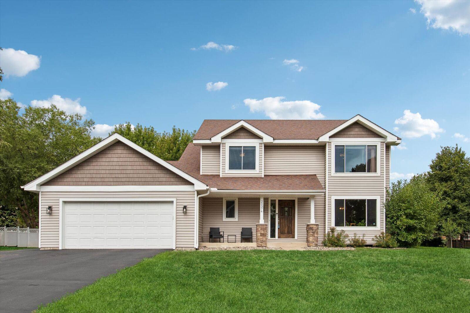 Property Photo: 20374 Kensington Way MN 55044