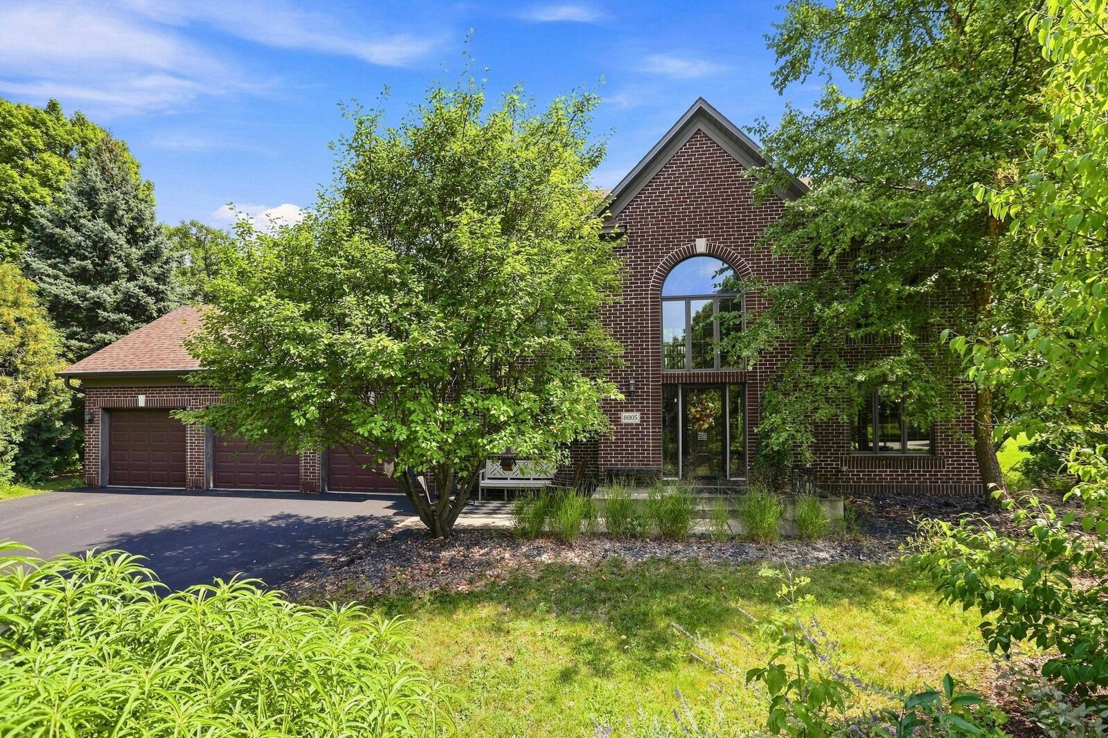 Property Photo: 8005 Turtle Creek Boulevard MN 55375