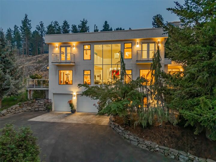 Property Photo: 5851 Lakeshore Road BC V1W 4J5