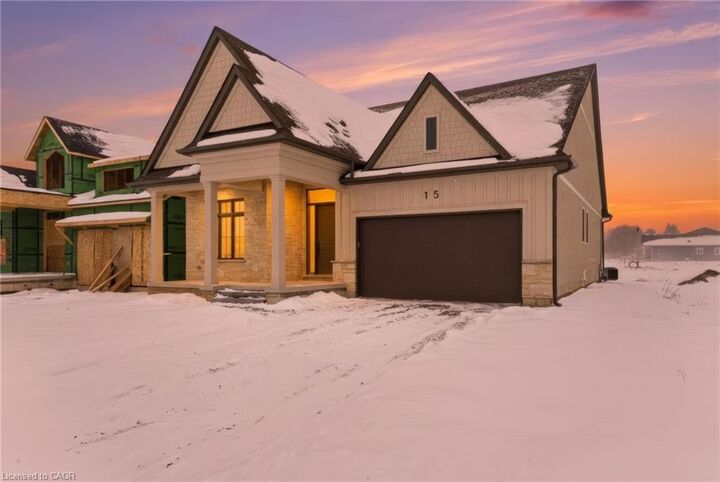 Property Photo: 15 Oakley Drive ON L0S 1J0