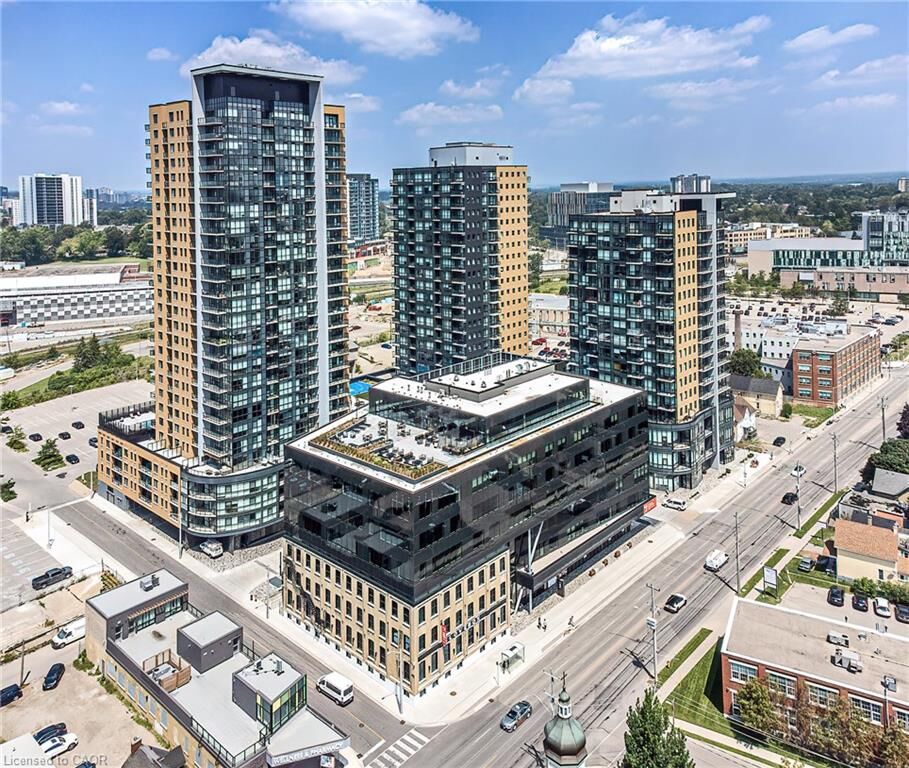 Property Photo:  100 Garment Street 1704  ON N2G 0C3 