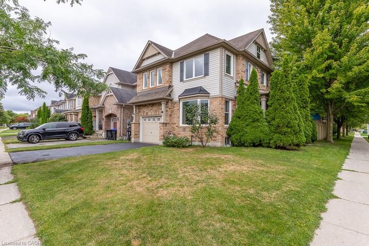 Property Photo: 83 Kidd Crescent ON L9R 0E1