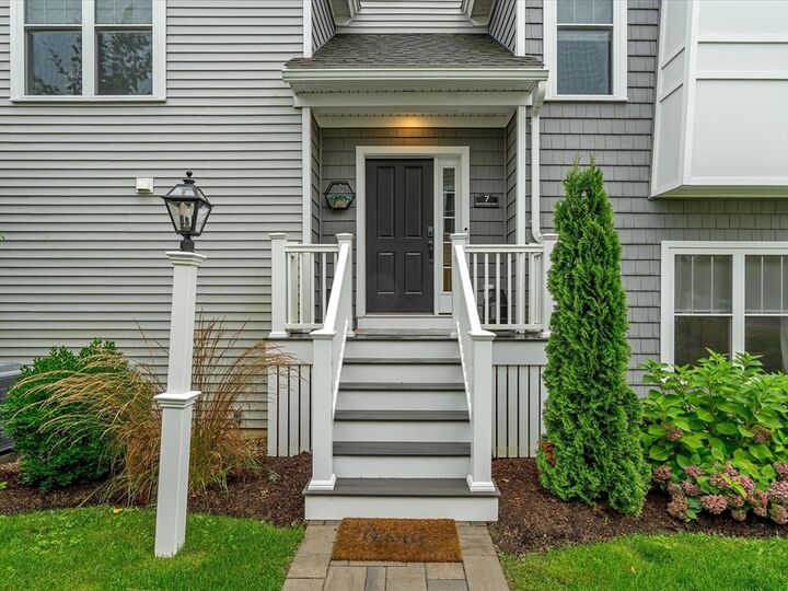 Property Photo:  7 Sunflower Way  MA 02360 