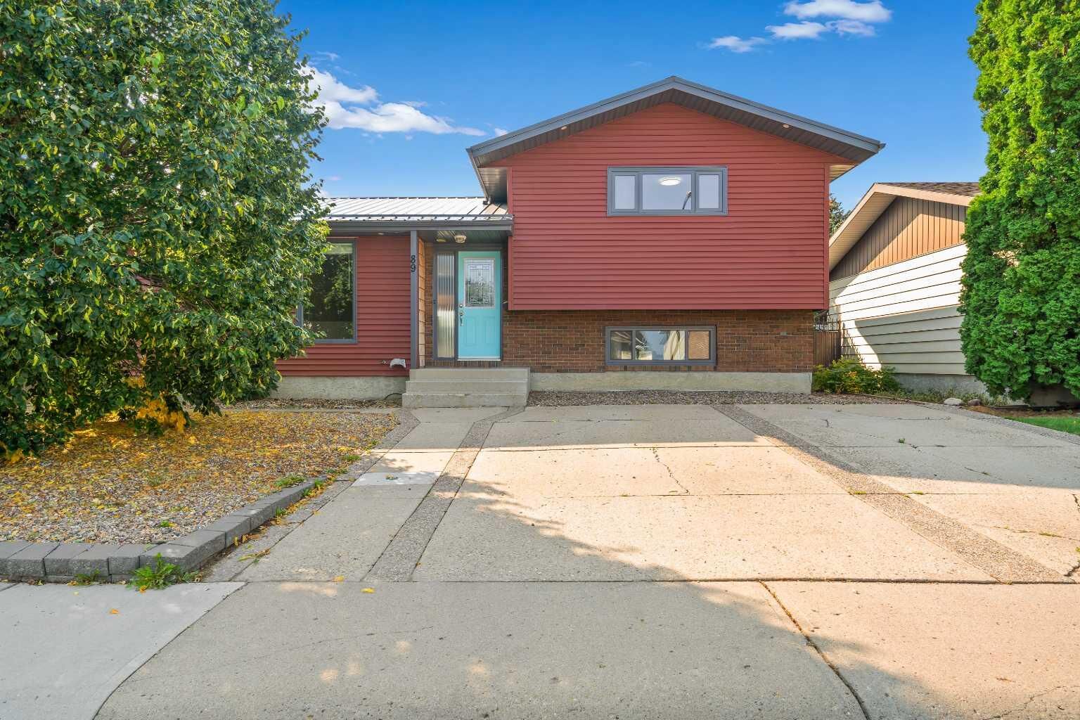 Property Photo: 89 Stevenson Street SE AB T1B 3H1