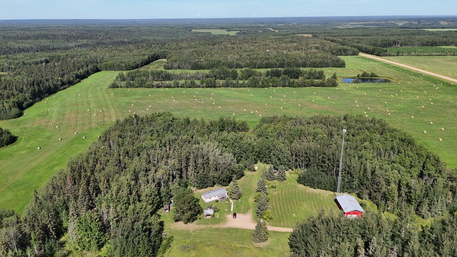 Property Photo:  76430 Range Road 175  AB T0G 1E0 