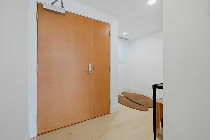 Property Photo:  519 Riverfront Avenue SE 205  AB T2G 1K6 