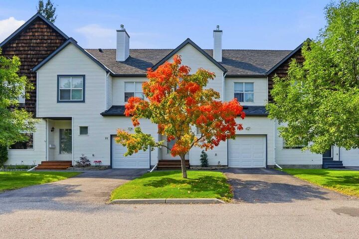 Property Photo: 47 Bridlewood View SW AB T2Y 3X7