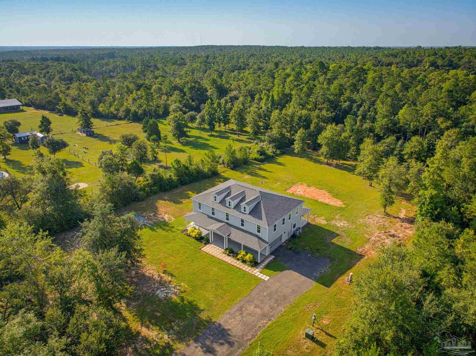 Property Photo:  3717 Arbor Ridge Rd  FL 32571 