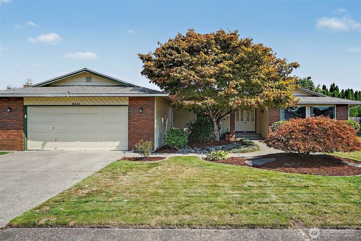 Property Photo:  6421  152nd Avenue E  WA 98390 