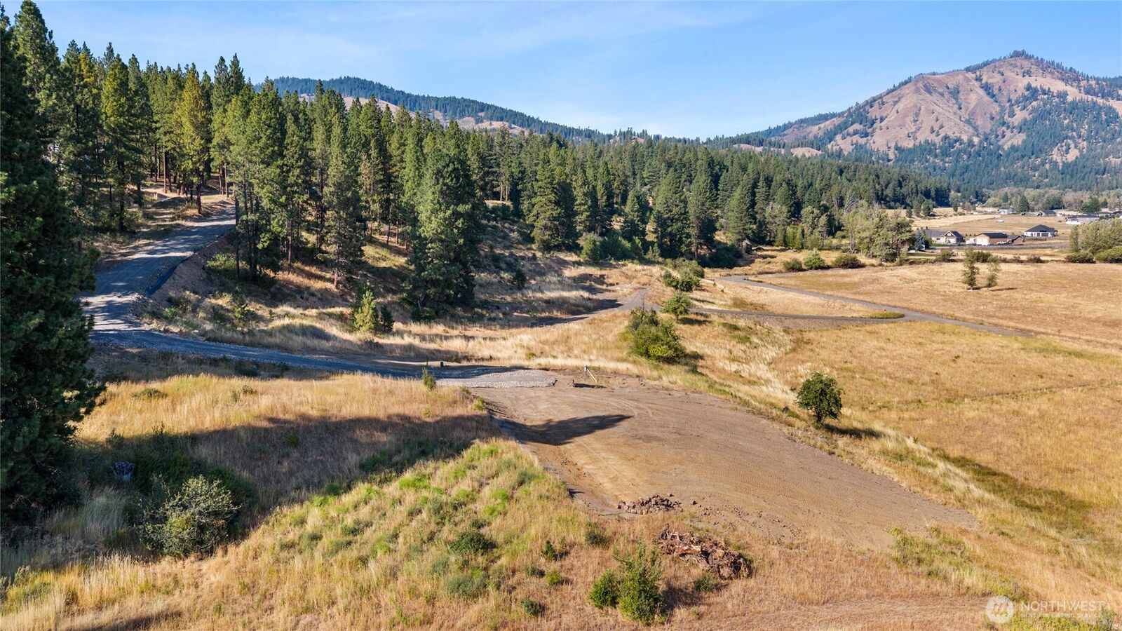 Property Photo: 1080 Ranch Road WA 98922