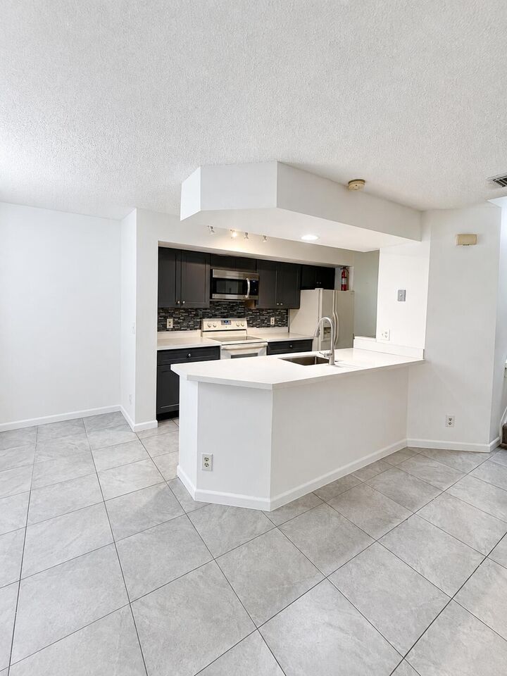 Property Photo:  5331 Sapphire Valley 5331  FL 33486 