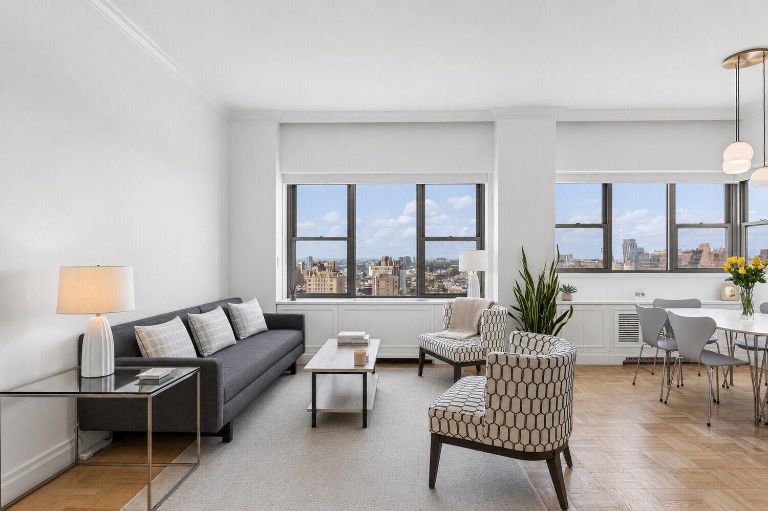 Property Photo:  2 5th Avenue Phl  NY 10011 